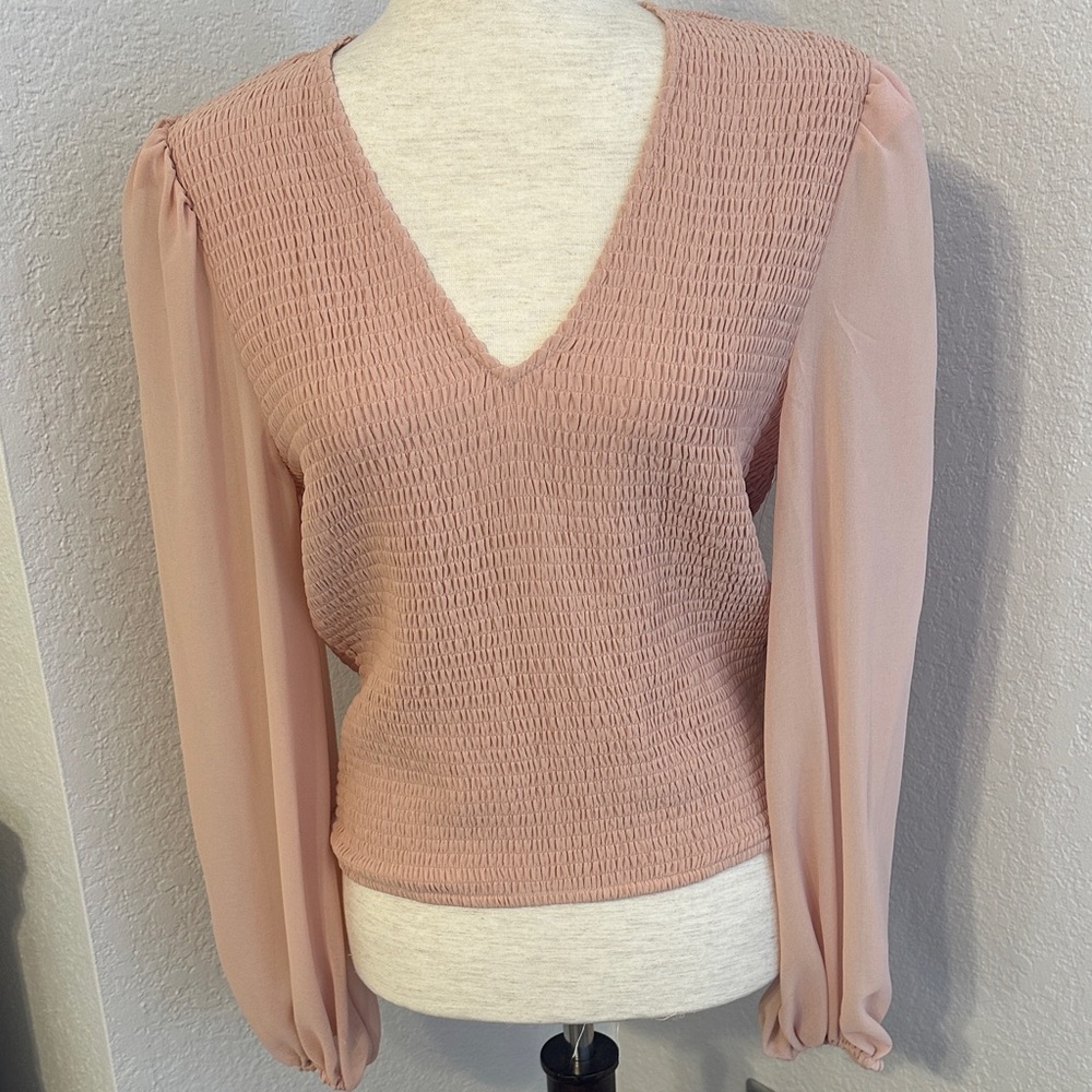 NWT- 1.State Top (L)